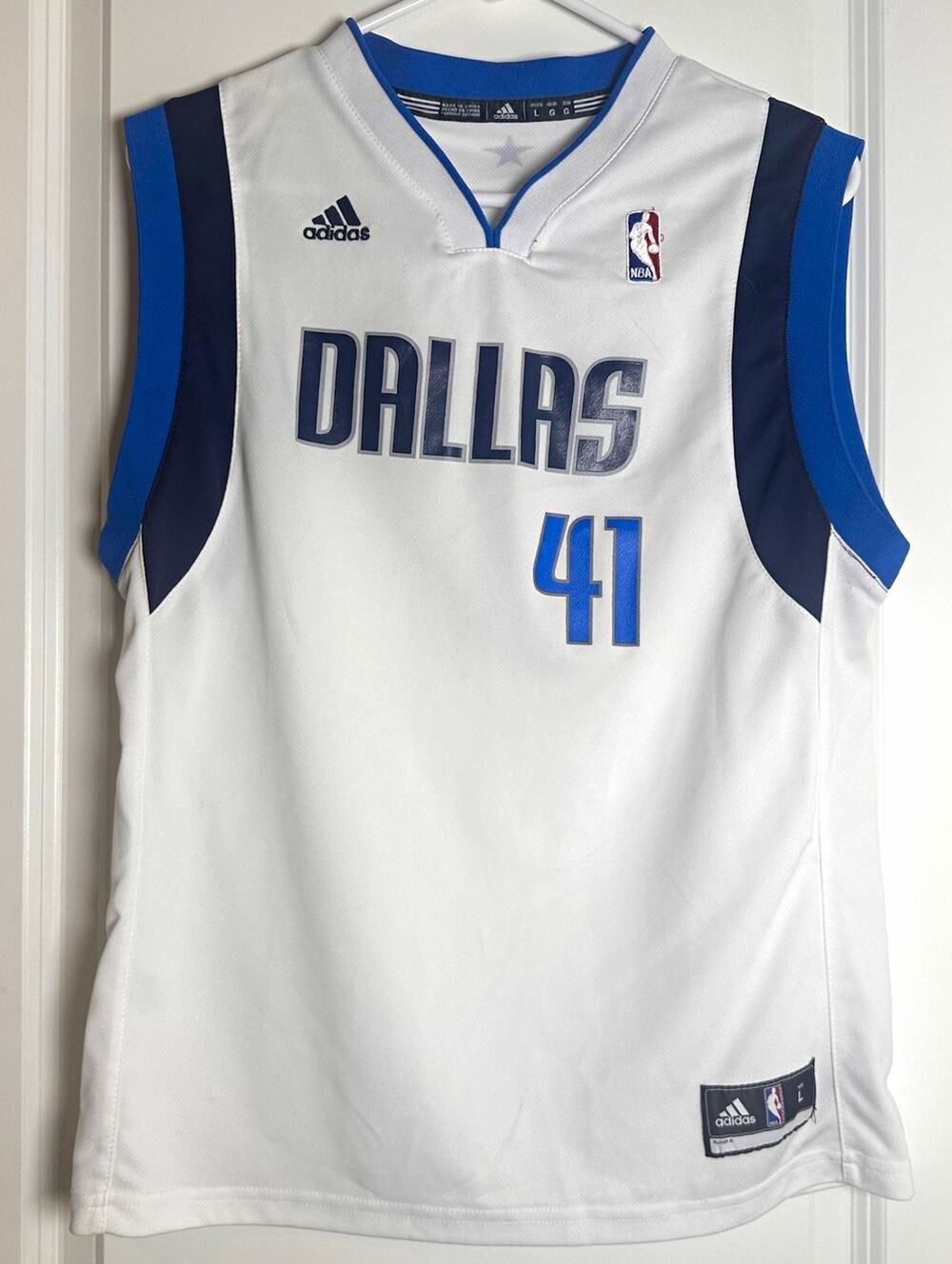 adidas Dallas Mavericks Dirk Nowitzki #41 NBA Jersey White/Blue/Black L